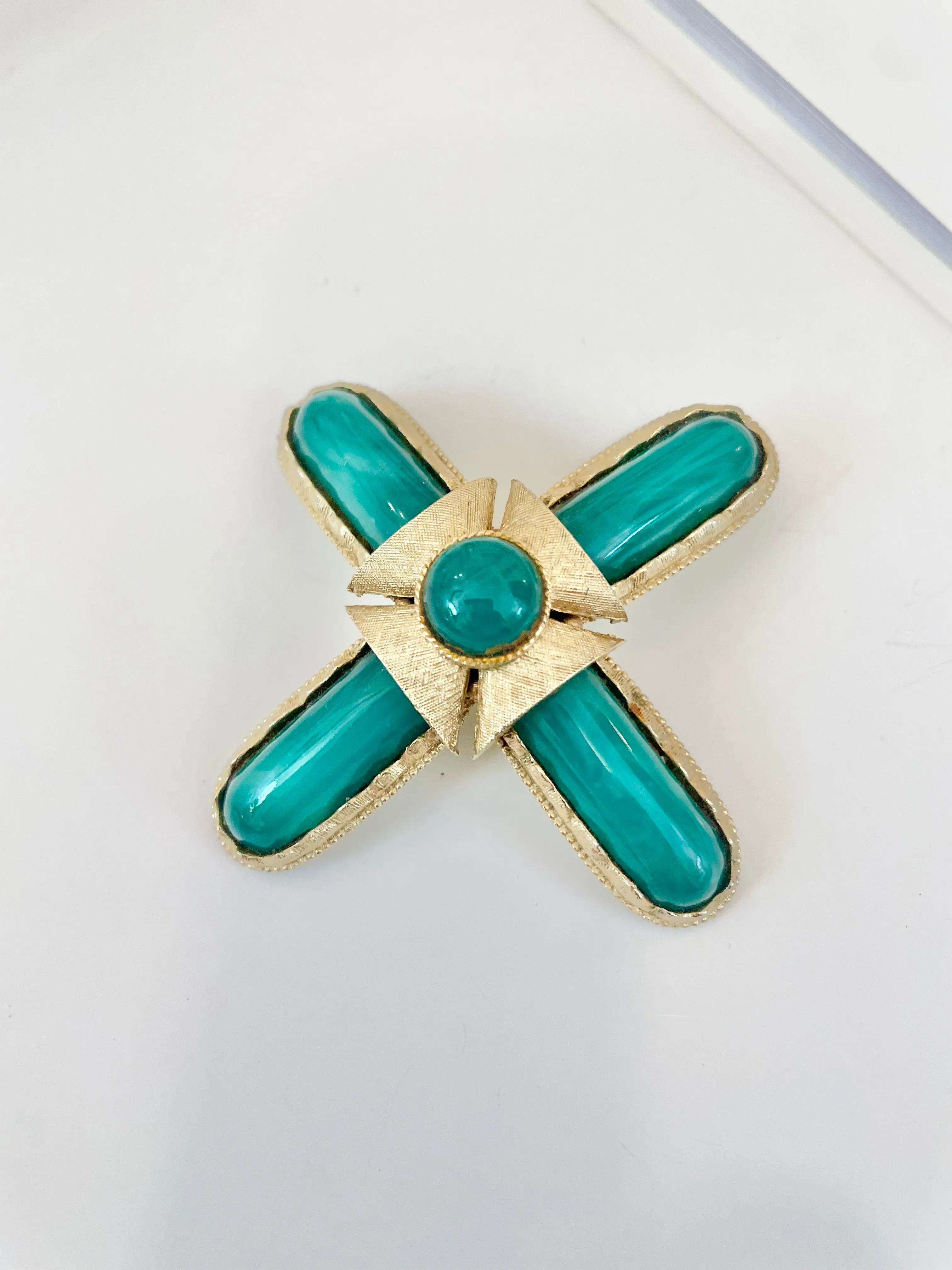 1960's stunning french glass Maltese cross brooch... so lovely