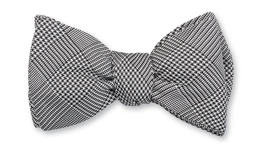 Black/White Glen Plaid Bow Tie - B466