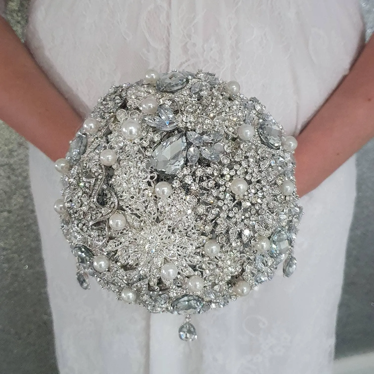 Brooch bouquet, jewel bouquet, Full jeweled bouquets. by Crystal wedding uk