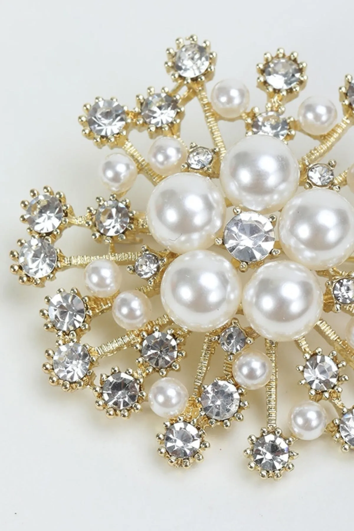 Faux Pearl Detail Gold Brooch