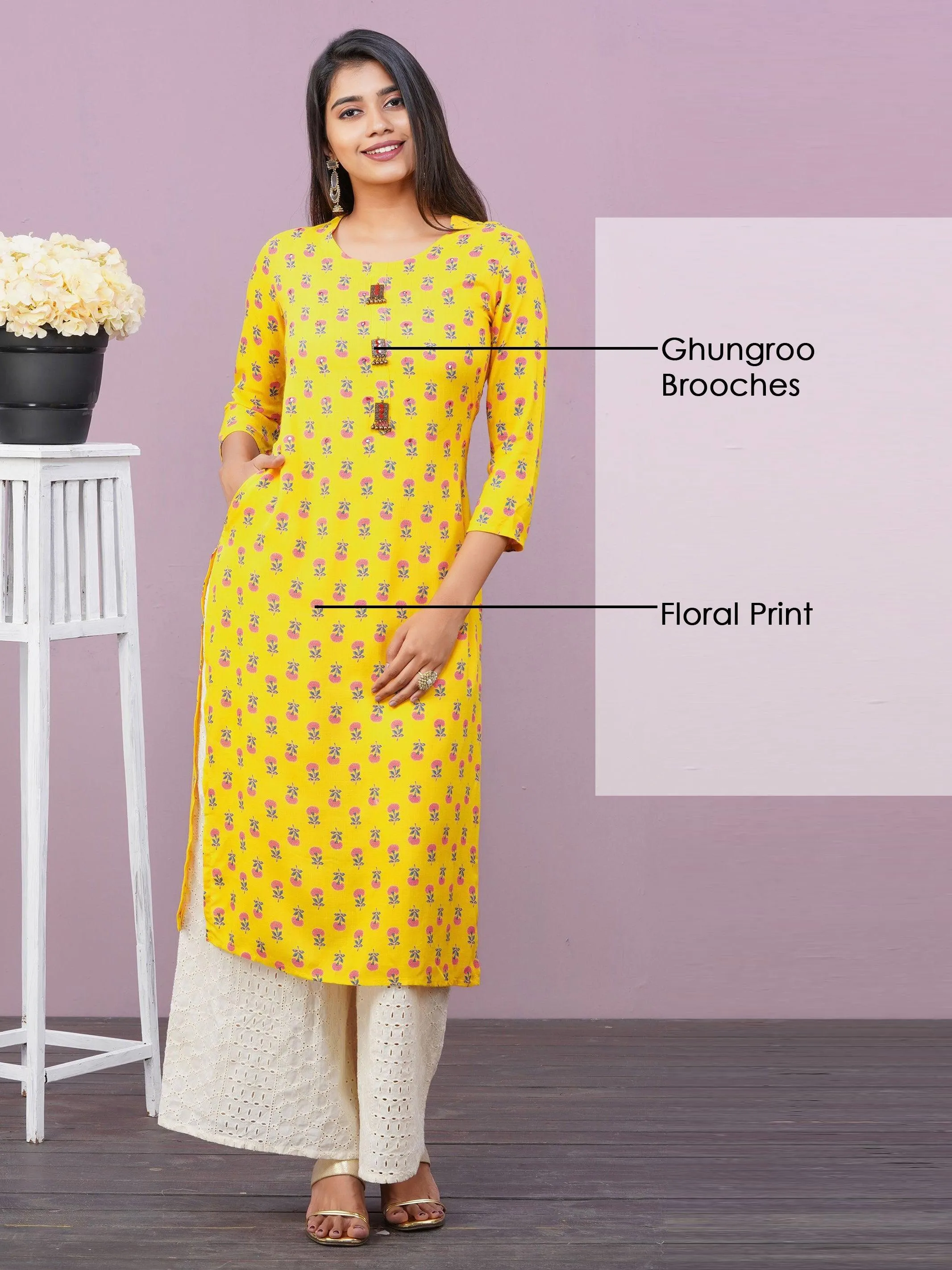 Floral Printed & Ghungroo Brooches Kurti