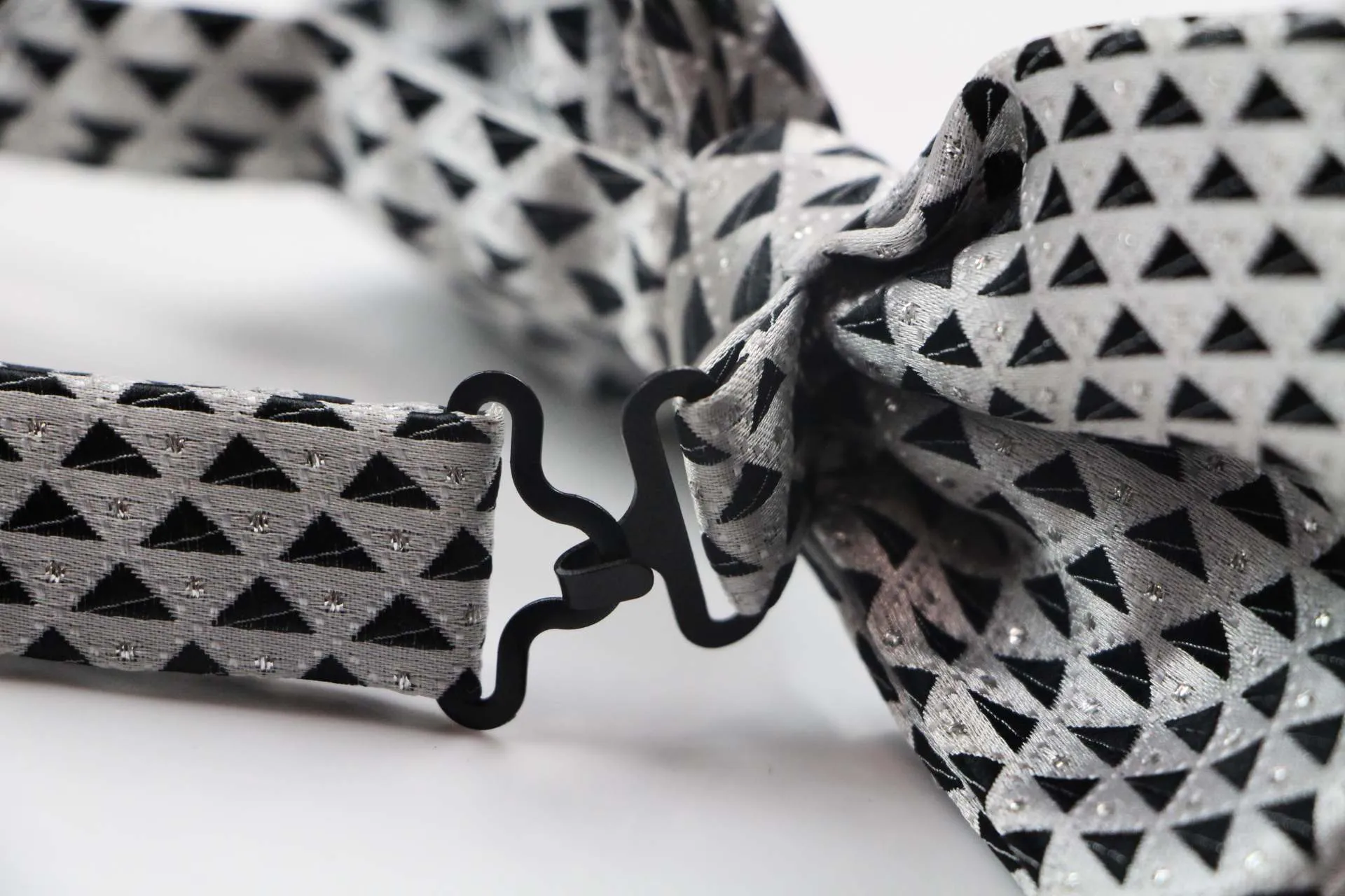 Mens Silver With Black Triangles & Diamonte Patterned Bow Tie