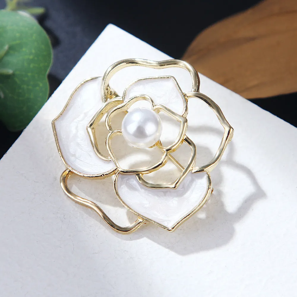 SB332 - Korean camellia hollowed out pearl brooch